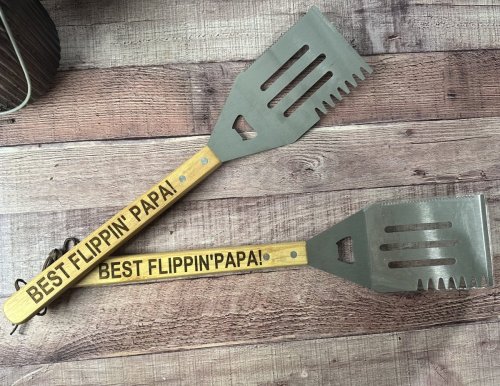 Best Flippin’ Papa” Personalized Grill Spatula – Engraved BBQ Tool